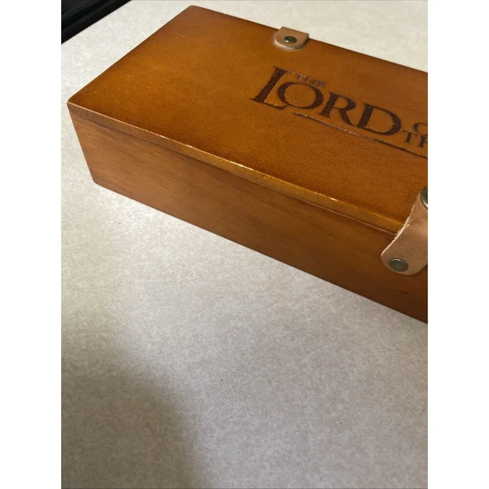 Fossil Lord of the Rings Limited Edition Watch LI-2070 W / Box & Map